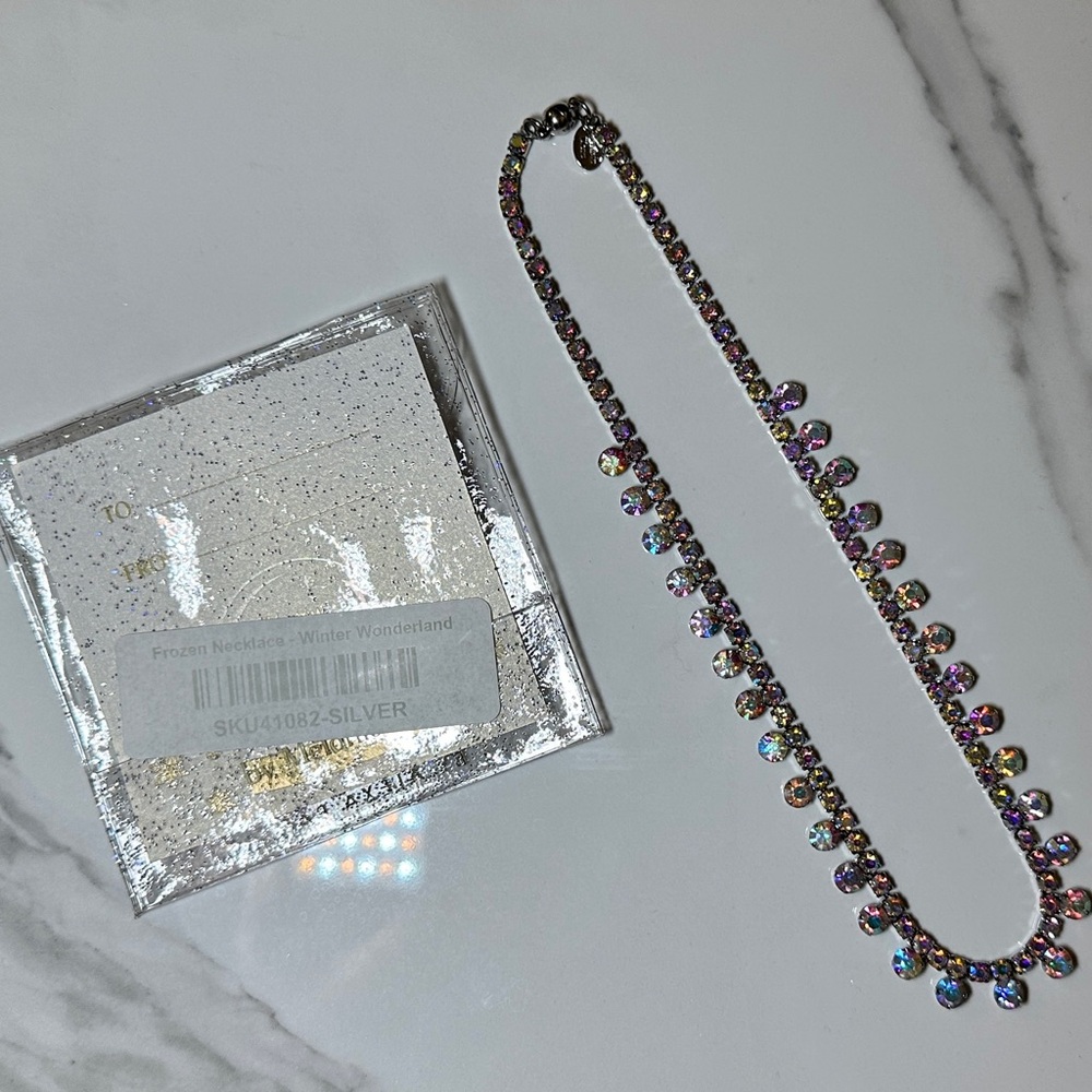 Elegant Silver Necklace